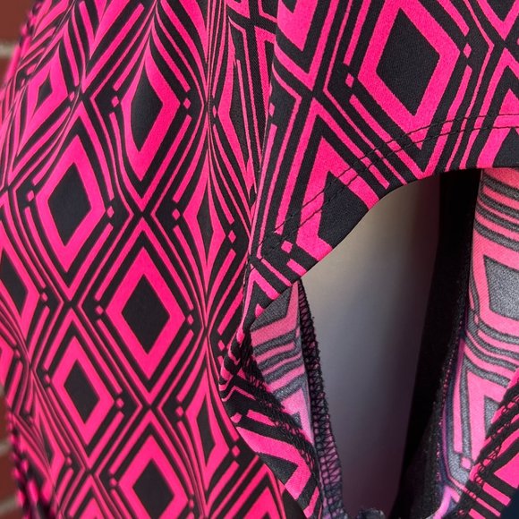 Liz Claiborne Cap Sleeve V-Neck Fit & Flare Wrap Dress Red & Black Size XL - Picture 8 of 9